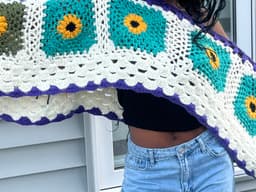 Sweater Poncho thumbnail 3