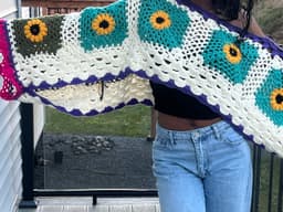 Sweater Poncho thumbnail 4